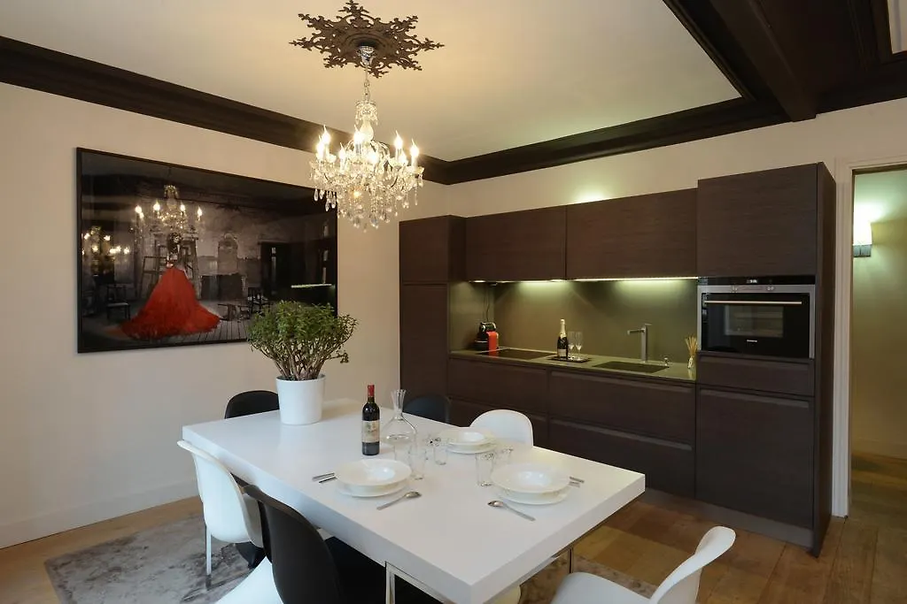 Apartment Tour Eiffel *